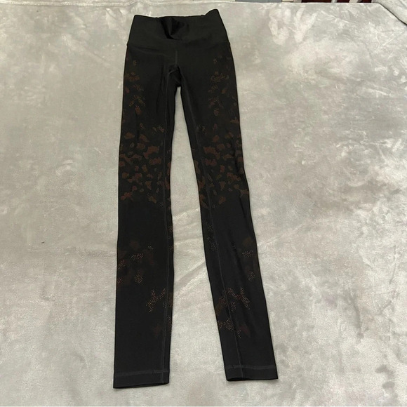 Lululemon Mapped Out High Rise Tight 28" *Camo Black / Brick 27133 - Picture 8 of 14
